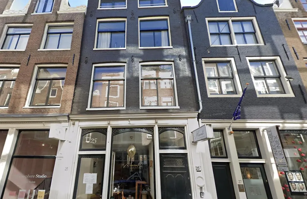 Haarlemmerplein apartments-1